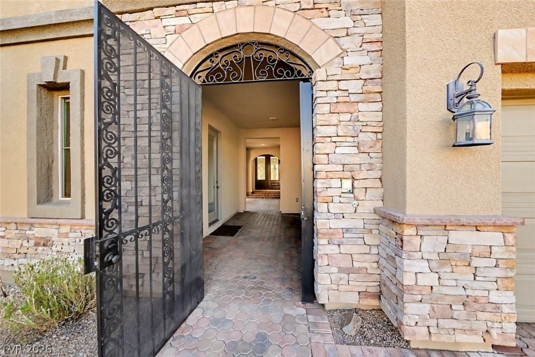 9536 Bella Di Mora St - Photo 2 of 49