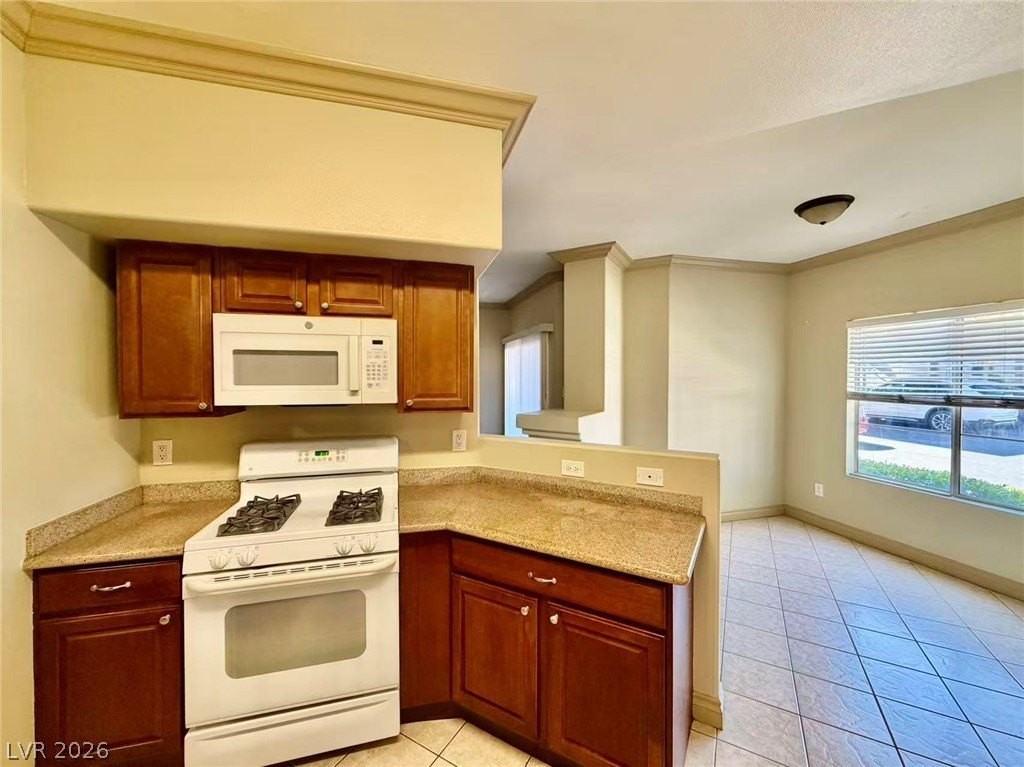 5525 W Flamingo Rd #1019 - Photo 6 of 18