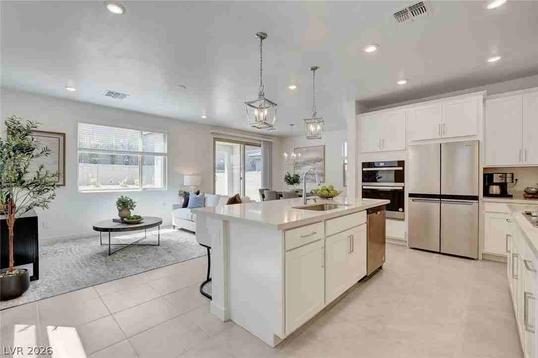 1581 Crowned Eagle St - Photo 4 of 22