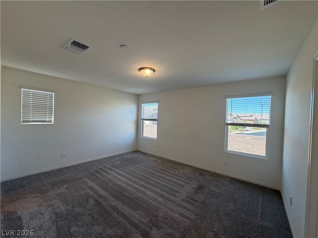 2562 Ofanto St - Photo 6 of 27