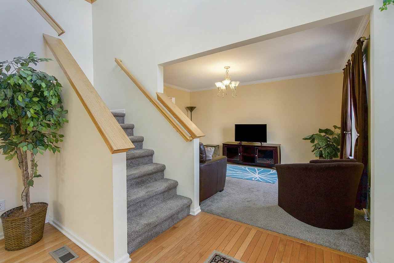 7848 Trotters Park St - Photo 3 of 36