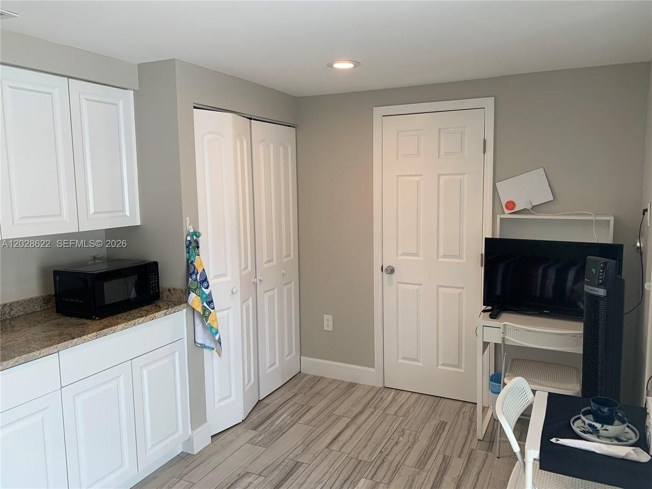 13275 Ne 4th Ave - Photo 6 of 21