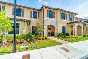 featured image of 11387 Sw 248th Ter