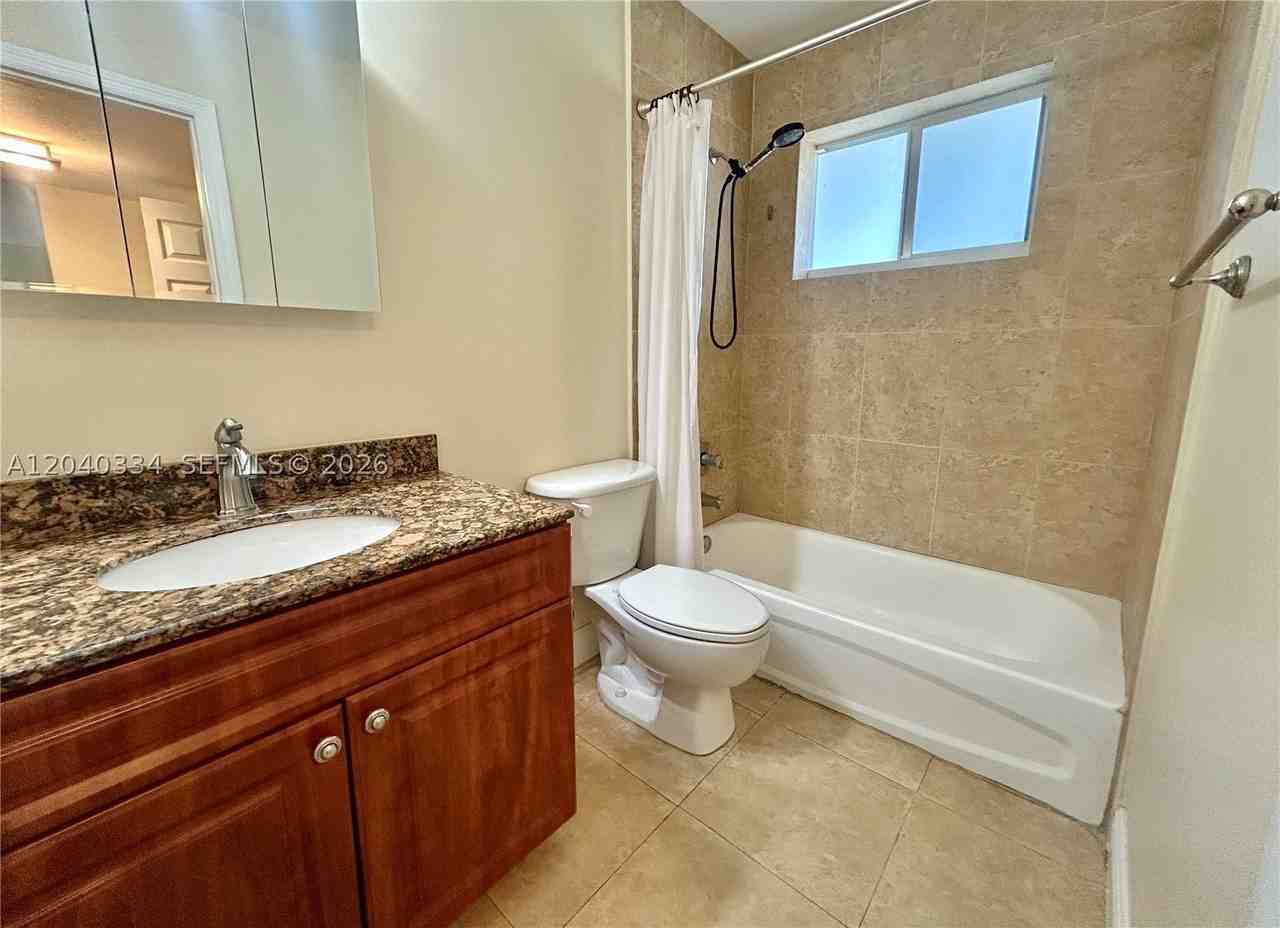 14500 Sw 88th Ave #211 - Photo 6 of 12