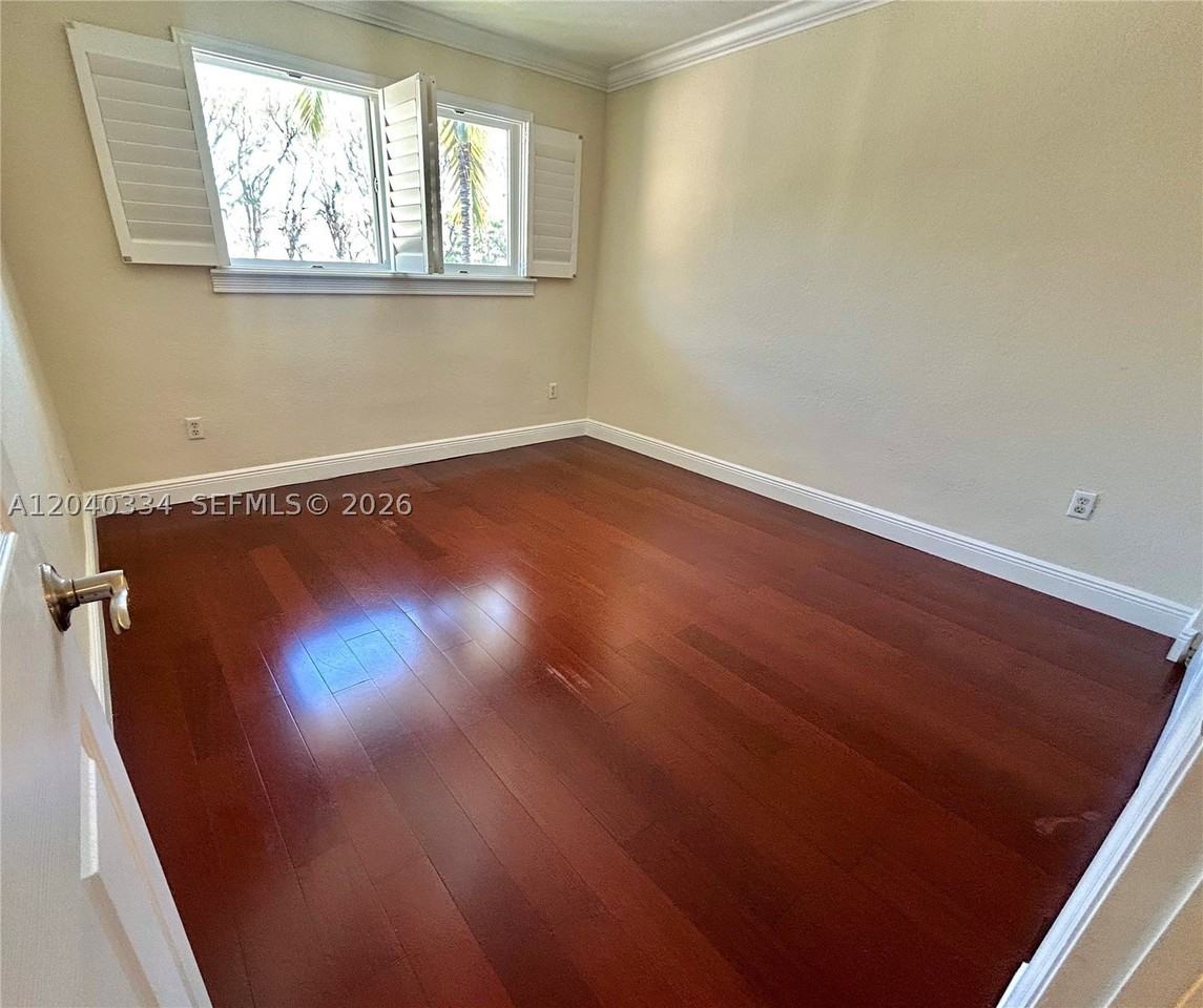 14500 Sw 88th Ave #211 - Photo 7 of 12