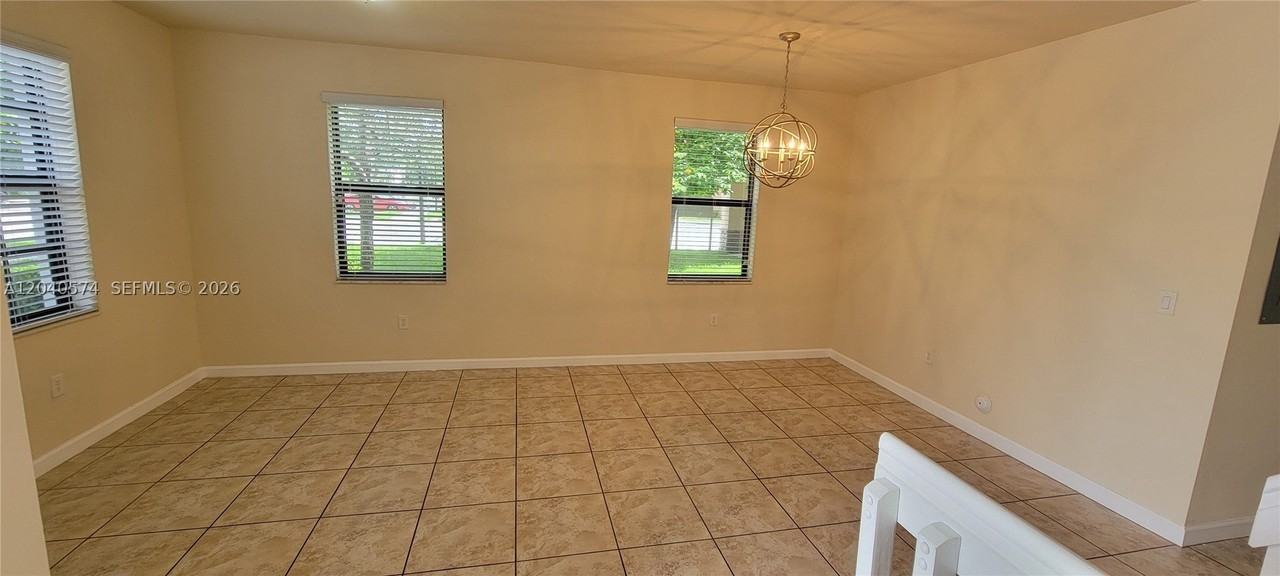 8872 W 35th Ct - Photo 5 of 26