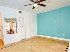 featured image of 585 Ne 66th St #3