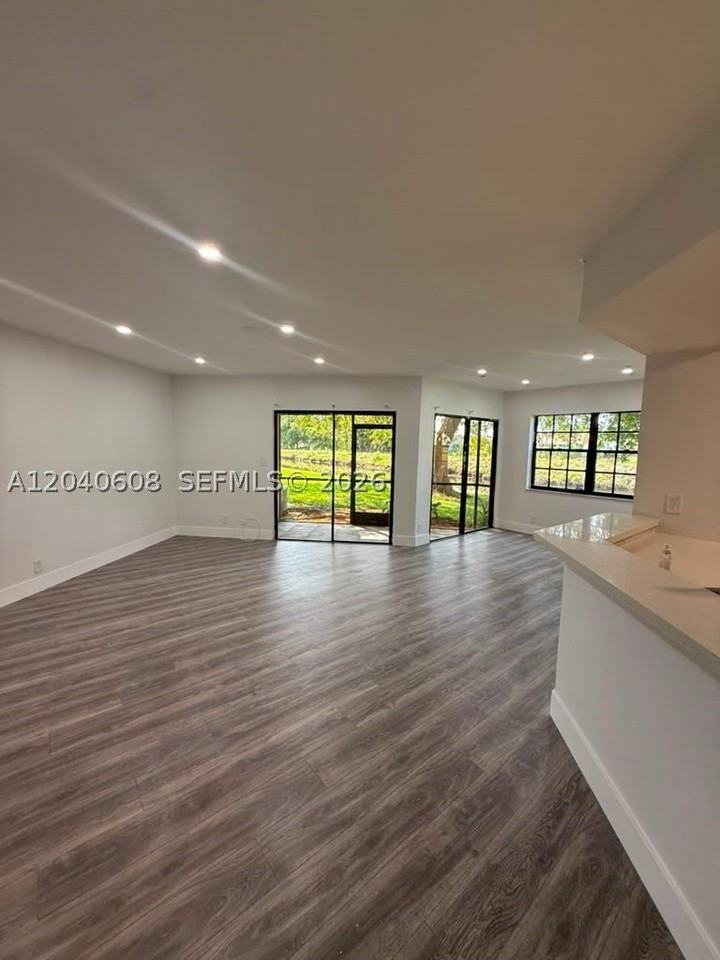 9021 W Sunrise Blvd #9021 - Photo 6 of 50