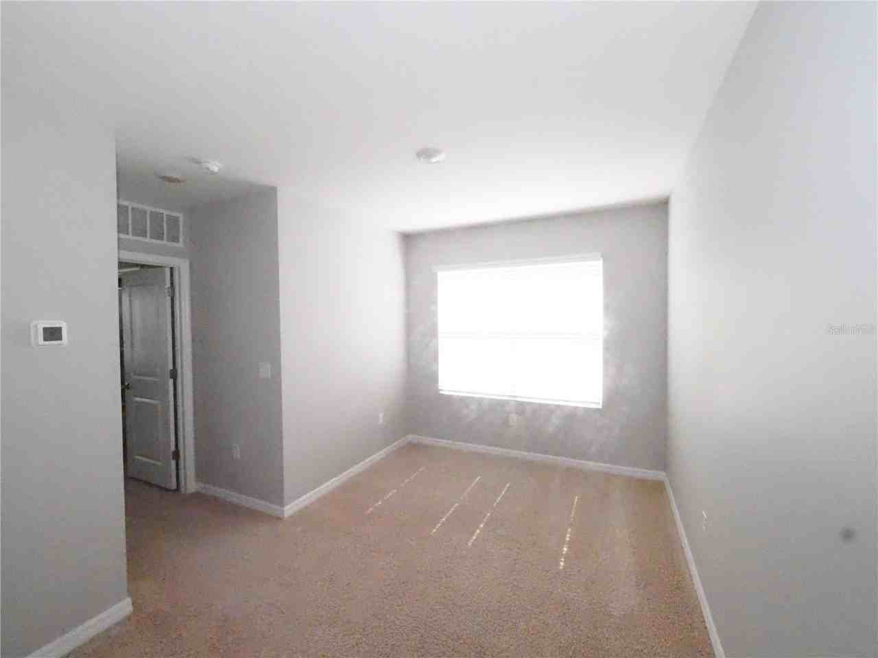 4444 Aqua Mirage St - Photo 7 of 29