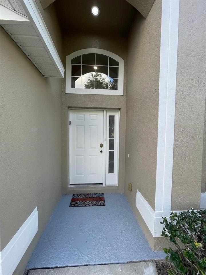 144 Madiera Beach Blvd - Photo 4 of 46