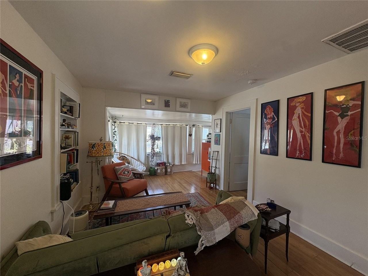 620 5th St N #1-2 - Photo 3 of 7