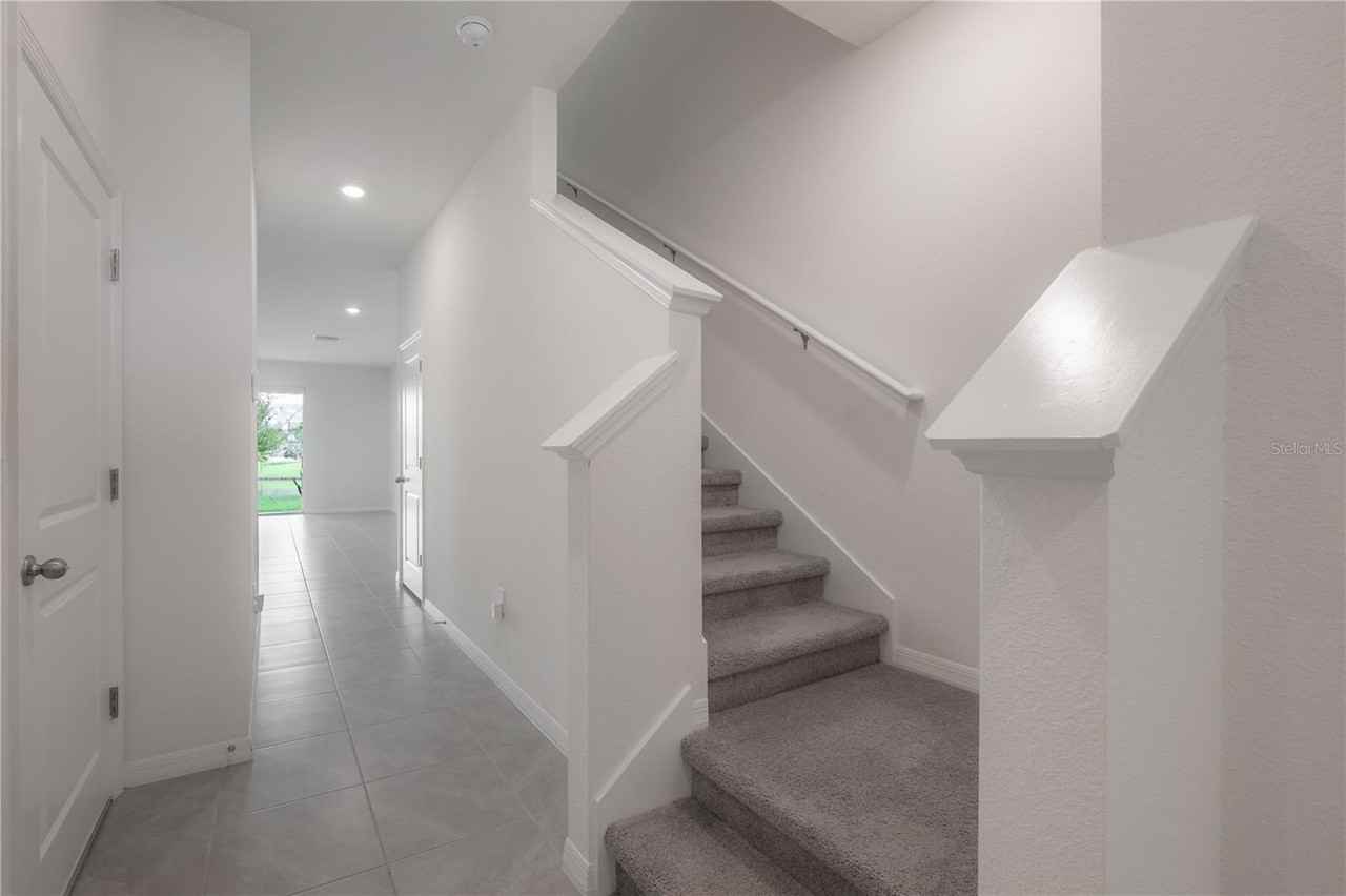 16701 Maude Dr - Photo 6 of 50