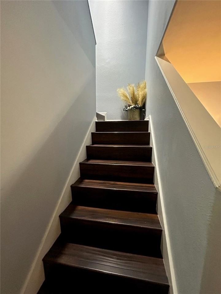 10916 Keys Gate Dr - Photo 6 of 12