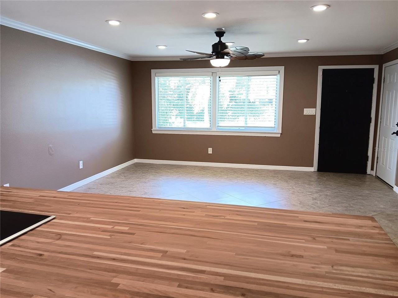 1302 Amble Ln - Photo 4 of 26