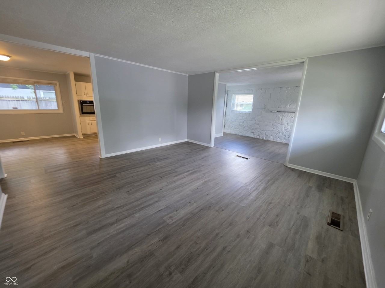 3416 N Hartman Dr - Photo 6 of 18