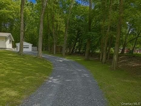 130 Whitlock Rd - Photo 6 of 25