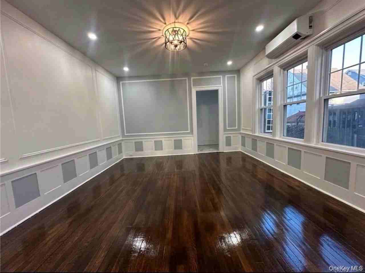 319 N Fulton Ave #317 - Photo 3 of 12