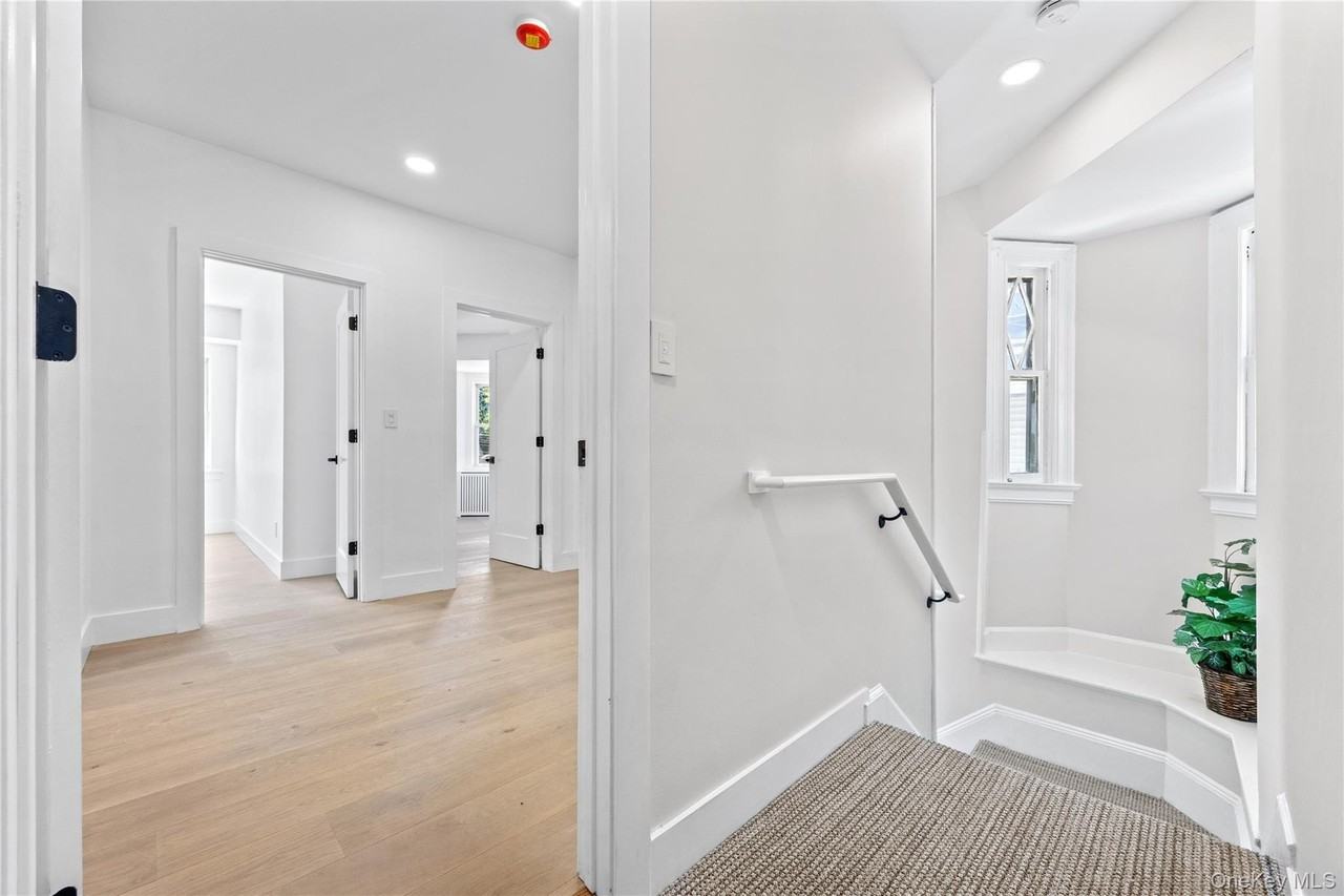 373 Palmer Ave #2ndFL - Photo 3 of 28