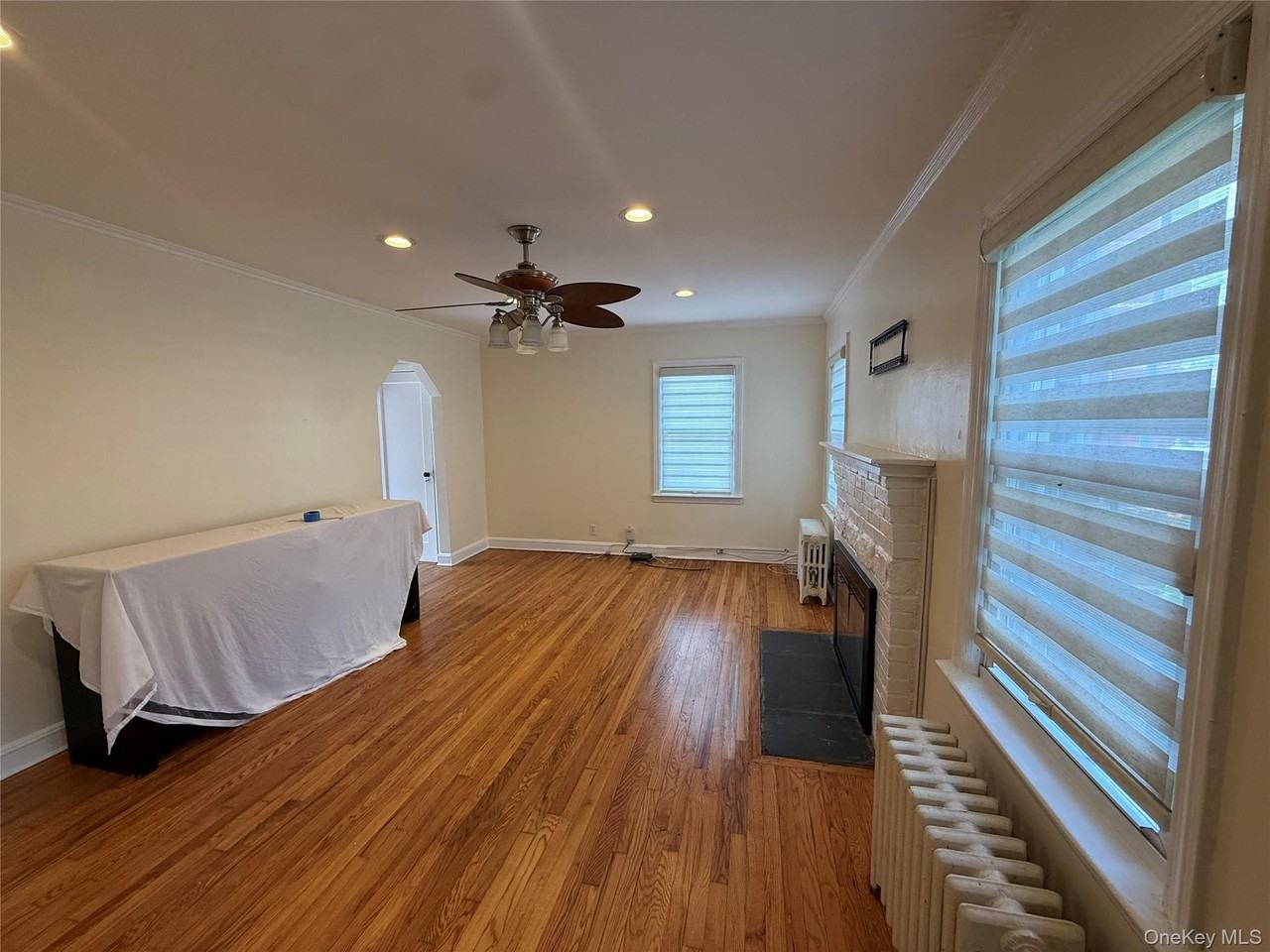 730 Cottage St - Photo 3 of 30