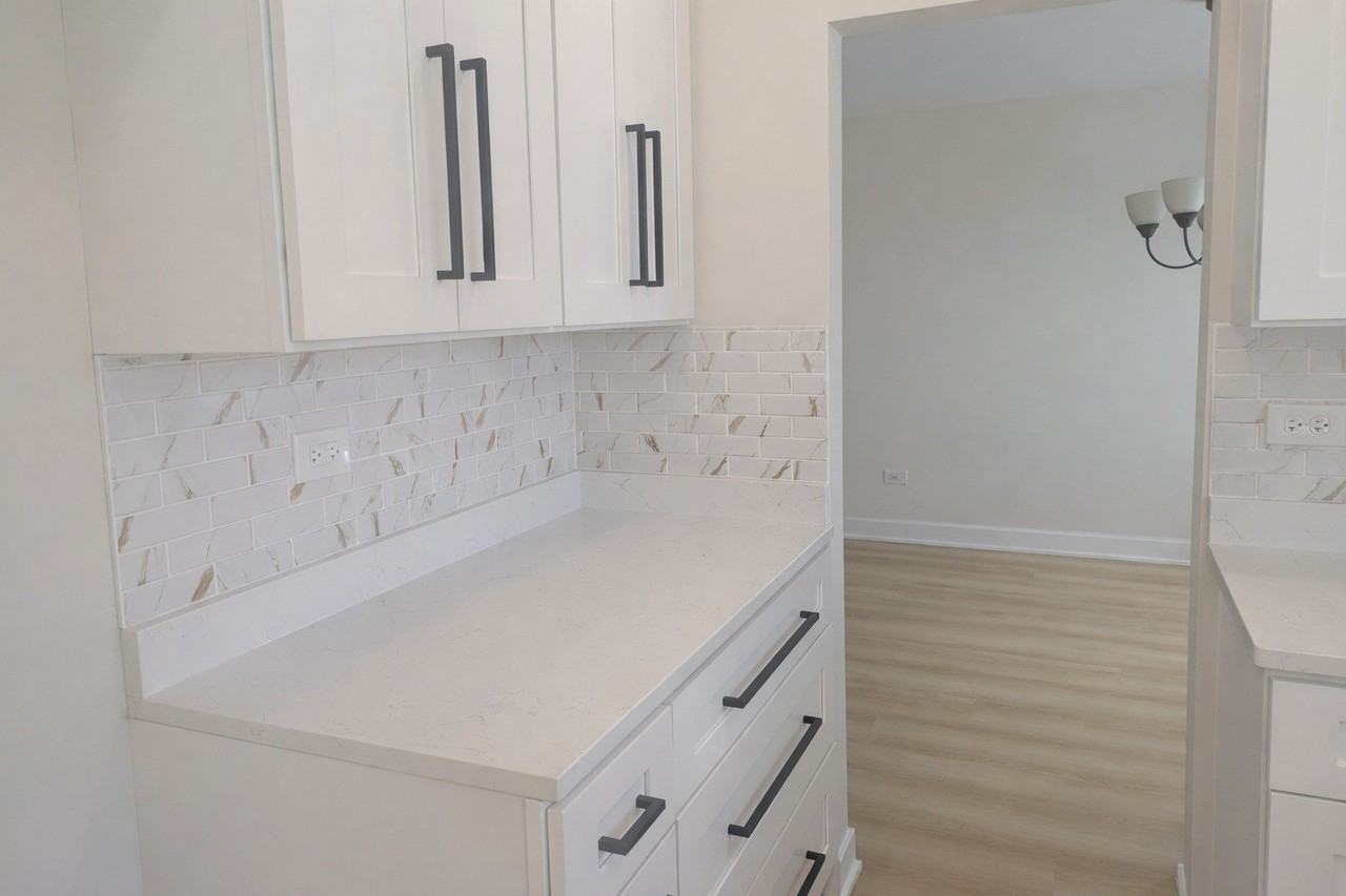 7 Blue Jay Ct - Photo 3 of 15