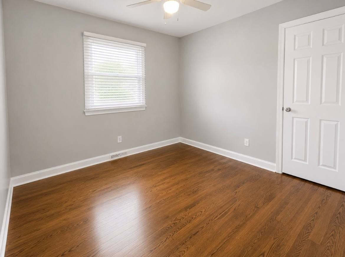 11447 S Natoma Ave - Photo 6 of 8