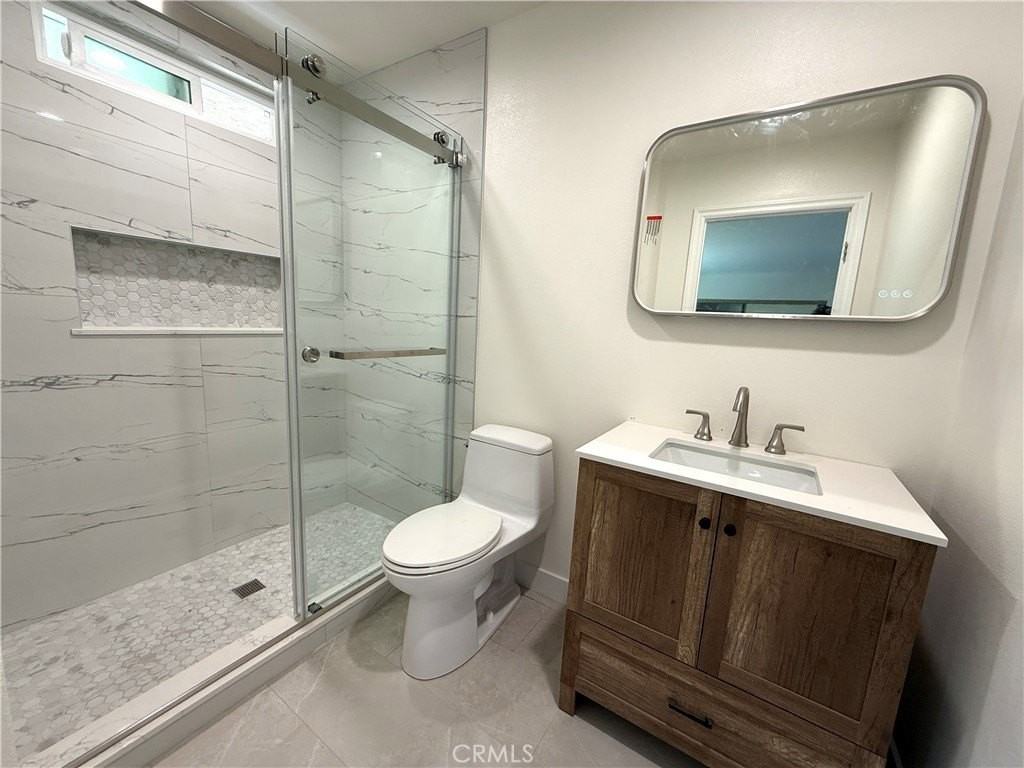 16752 Sims Ln #A - Photo 3 of 8