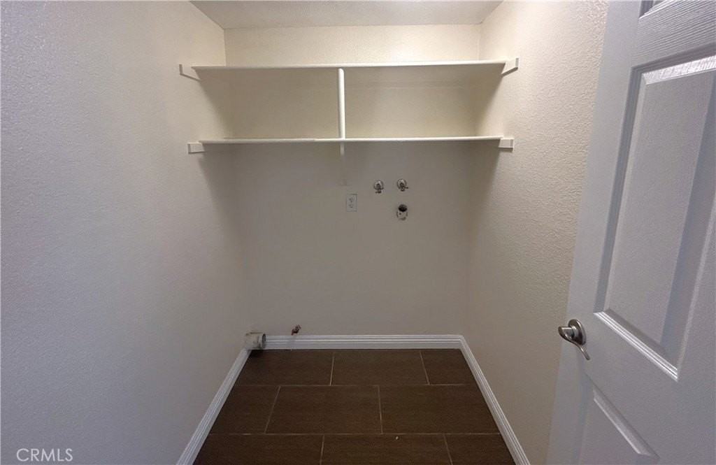 16391 Misty Hill Dr - Photo 6 of 39