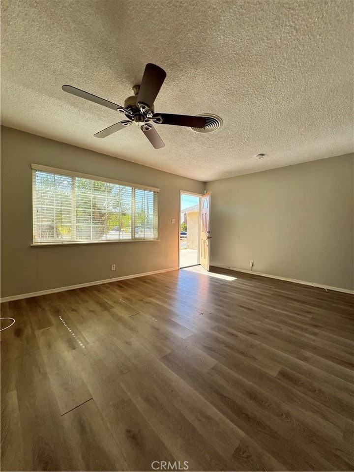 7142 Church Ave - Photo 4 of 14