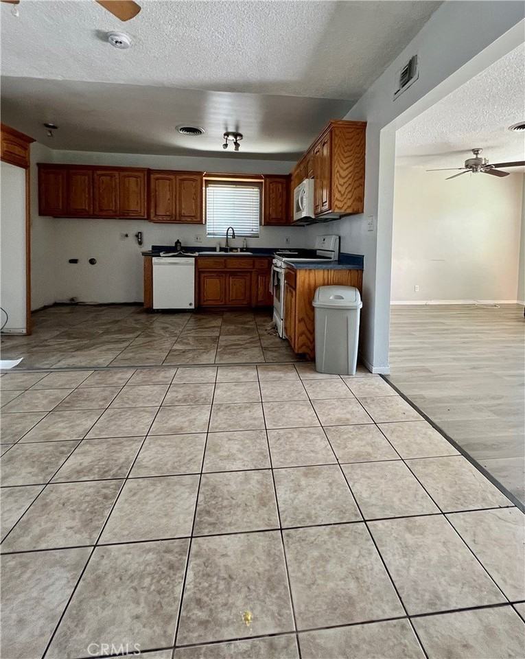 7142 Church Ave - Photo 5 of 14