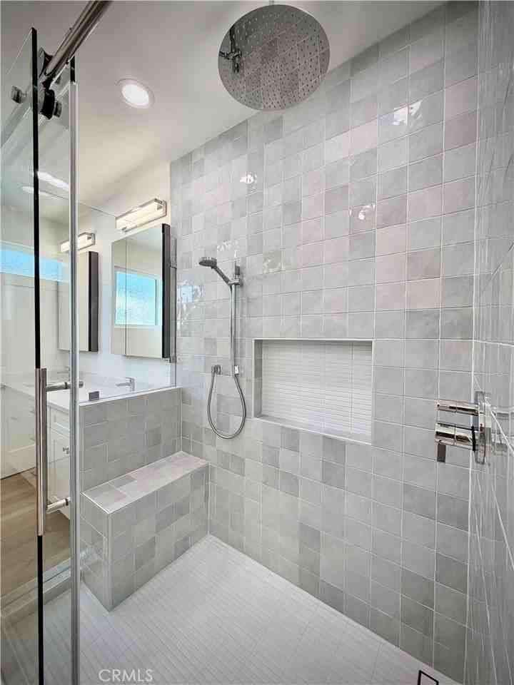 6118 Amos Ave - Photo 5 of 10