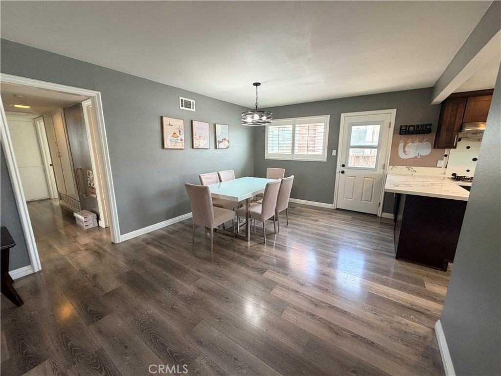 2139 W 160th St - Photo 3 of 37