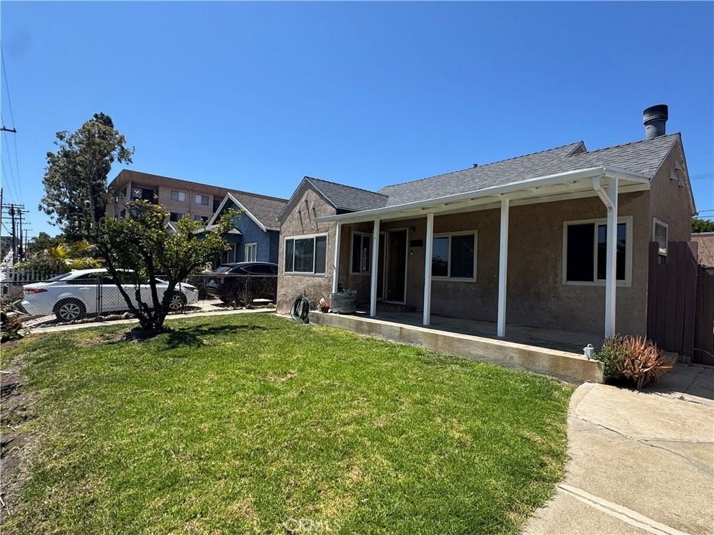 1052 W 25th St - Photo 2 of 26