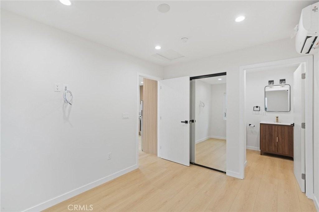 22609 Mariano St - Photo 7 of 10