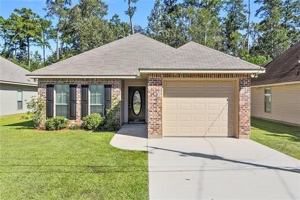 featured image of 829 Fay St