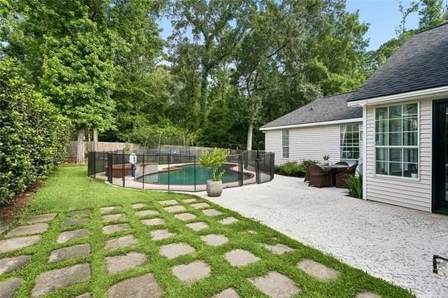 200 Rosedown Way - Photo 3 of 23