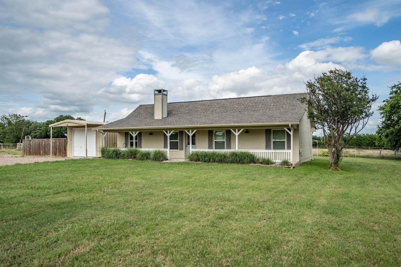13132 State Highway 78 N - Photo 3 of 35