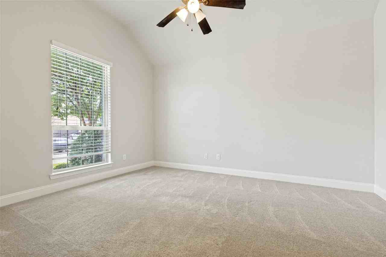 861 Countryside Way - Photo 2 of 27