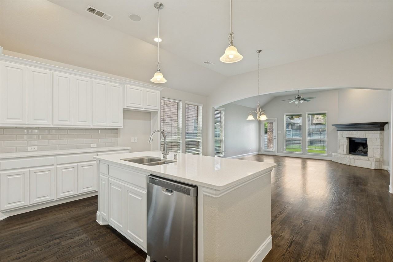 861 Countryside Way - Photo 6 of 27