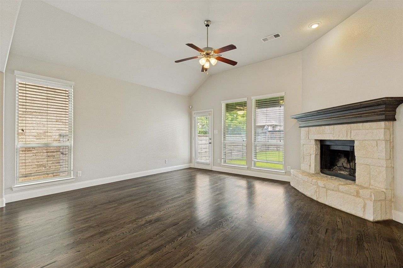 861 Countryside Way - Photo 7 of 27
