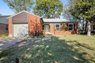 2319 Glengariff Dr - Photo 1 of 1
