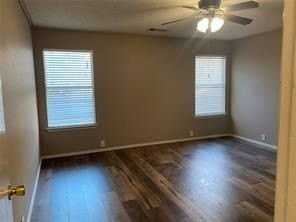 4211 Falcon Dr - Photo 5 of 10