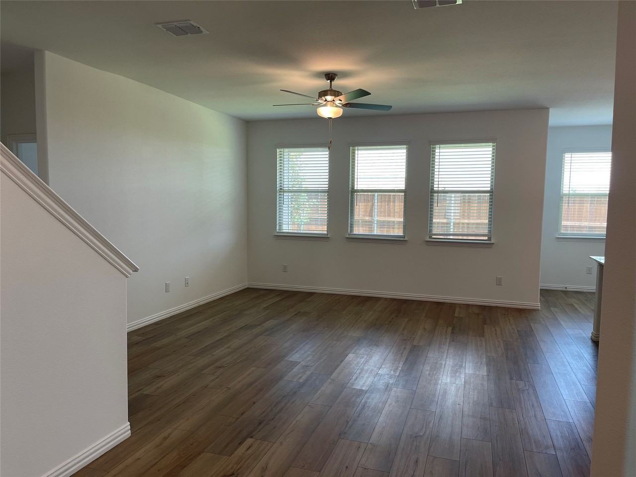 5216 Mountain Top Trl - Photo 4 of 29