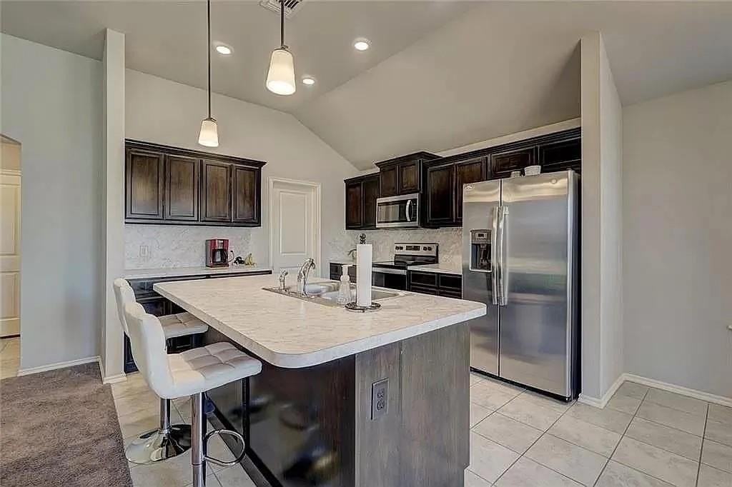 15521 Rosedown Dr - Photo 6 of 16