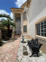 featured image of 10747 Nw 70th Ter