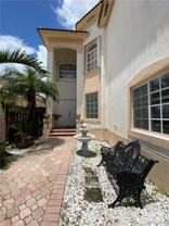 10747 Nw 70th Ter - Photo 1 of 1