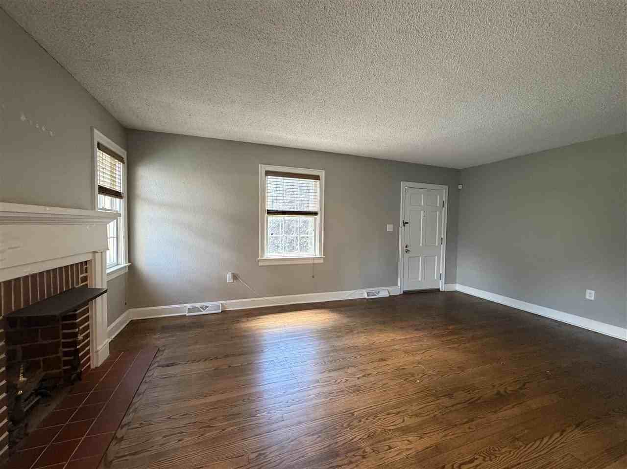 1953 Woodland Ave - Photo 2 of 8