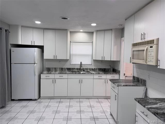 1412 E Goulson Ave - Photo 6 of 14