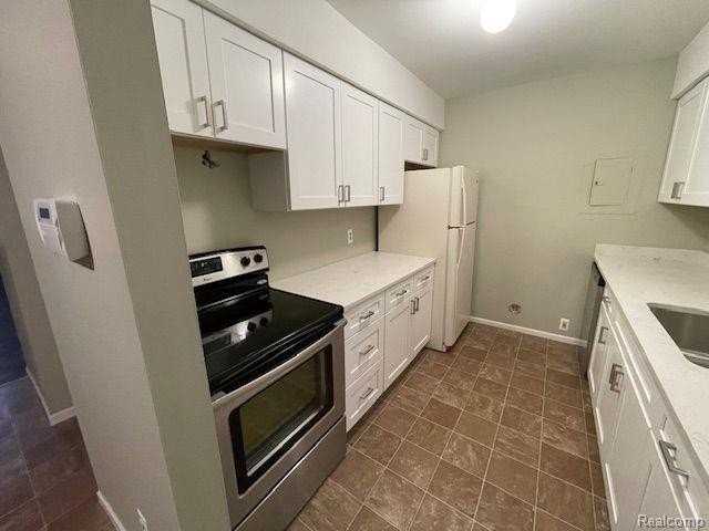 804 S Stephenson Hwy - Photo 2 of 12