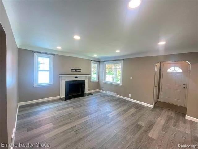 913 N Vernon St - Photo 5 of 26