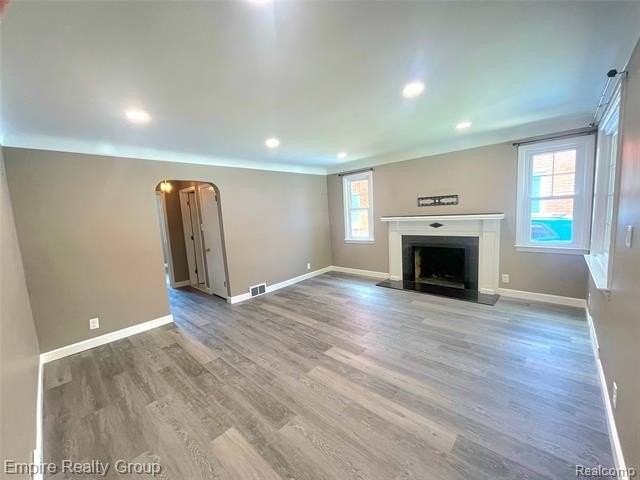 913 N Vernon St - Photo 6 of 26